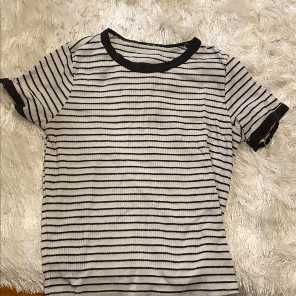 Basic cute top!